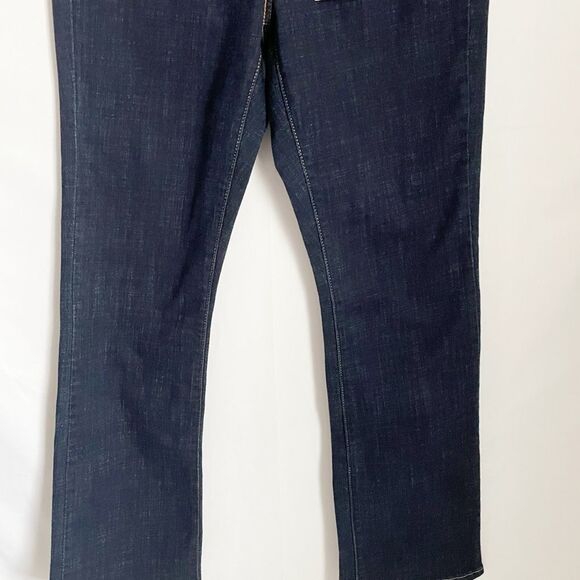 Levi's Classic Bootcut Jeans Dark Wash Size 6/ 28 - Picture 3 of 7